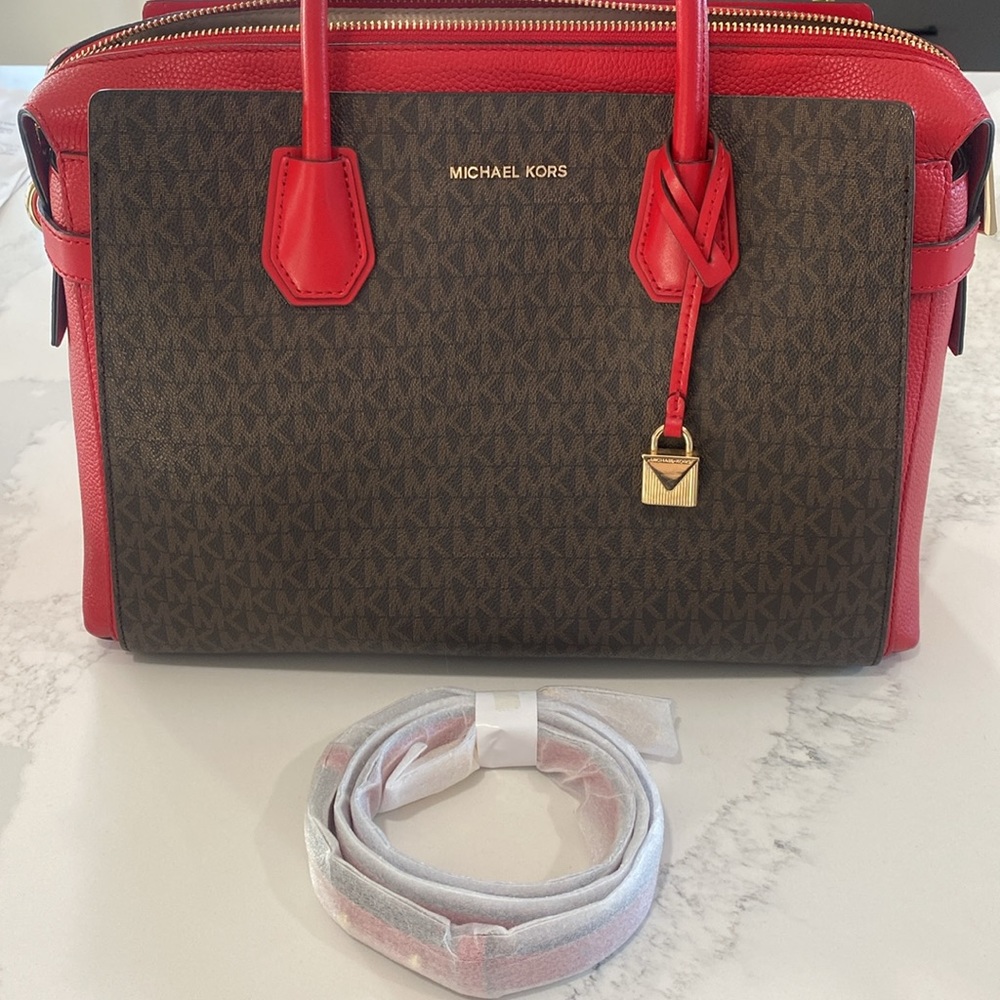 Michael Kors Mercer Belted Large Satchel bag 💼 - Picture 10 of 10